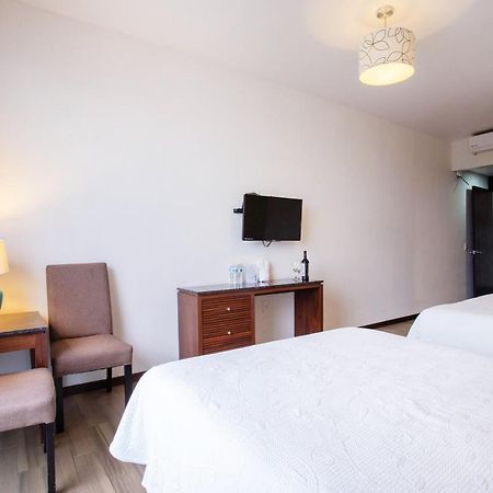 Blaze Hotel & Suites 푸에르토 발라타 외부 사진